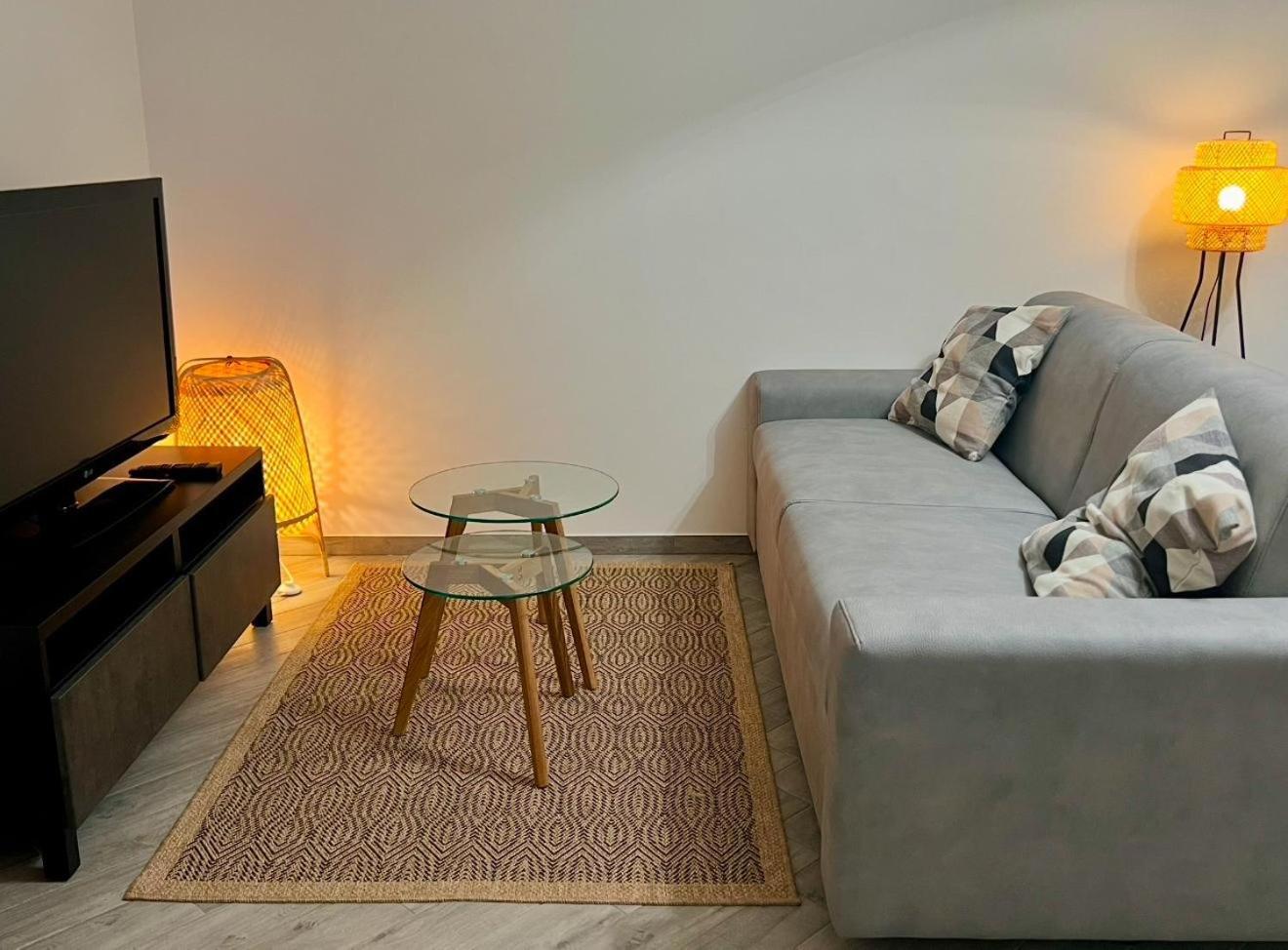 Lm Apartment *